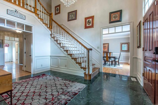 1 Club Manor Drive, Maumelle, AR 72113