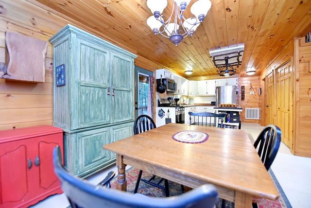 47 Walnut Cove Road, Blairsville, GA 30512