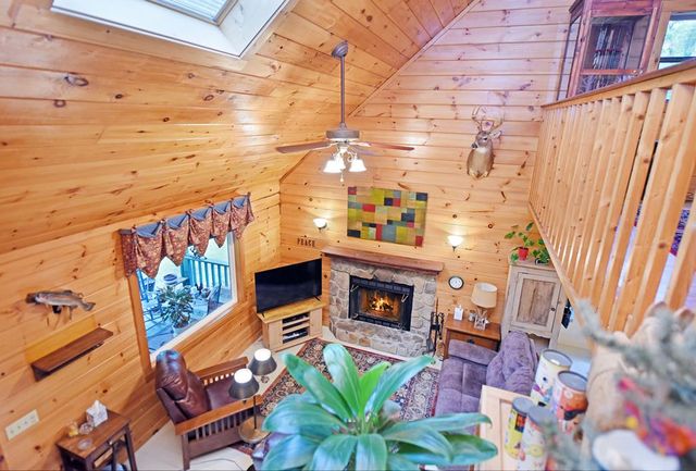 47 Walnut Cove Road, Blairsville, GA 30512