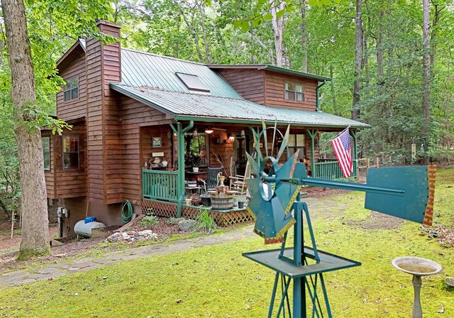47 Walnut Cove Road, Blairsville, GA 30512