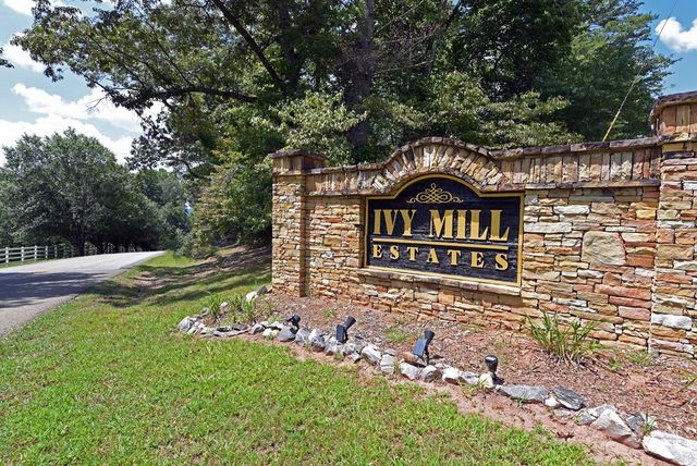 47 Walnut Cove Road, Blairsville, GA 30512