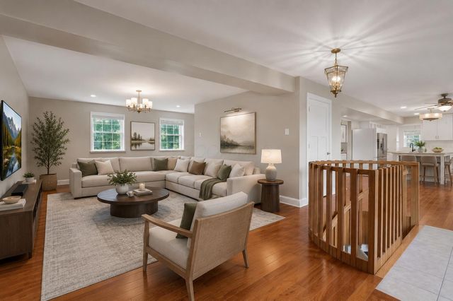 7977 Harlem Road, Westerville, OH 43081