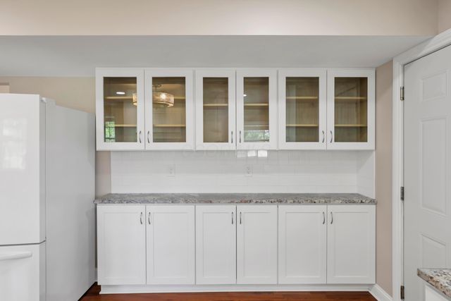 7977 Harlem Road, Westerville, OH 43081