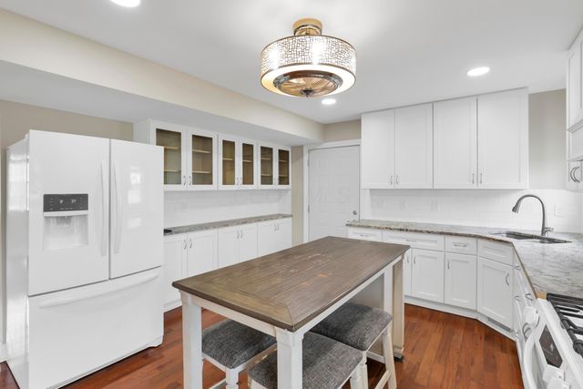 7977 Harlem Road, Westerville, OH 43081