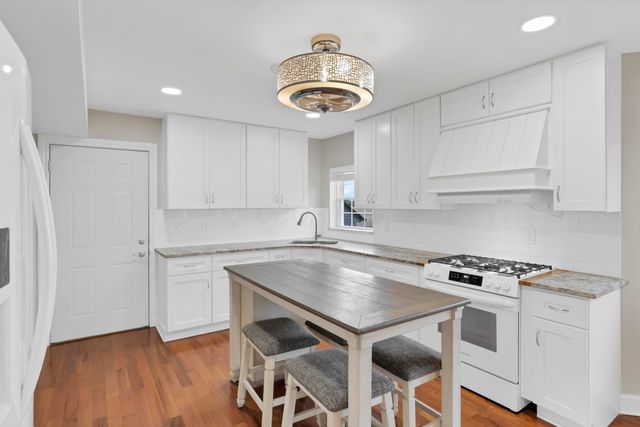 7977 Harlem Road, Westerville, OH 43081