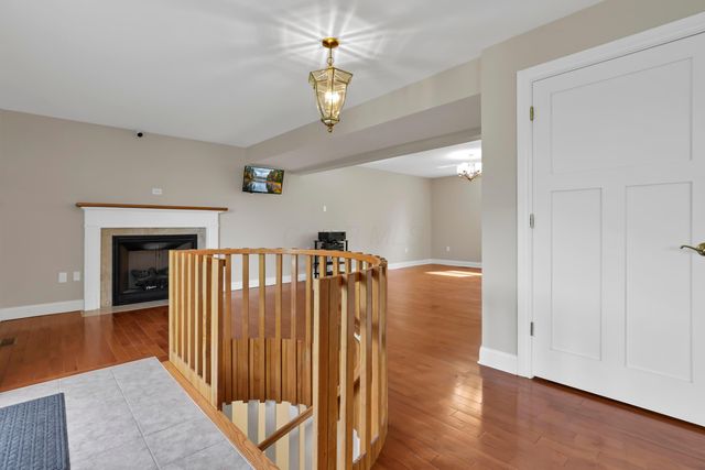7977 Harlem Road, Westerville, OH 43081