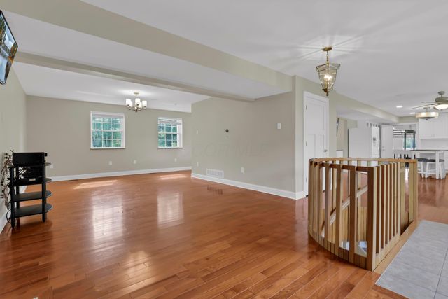 7977 Harlem Road, Westerville, OH 43081