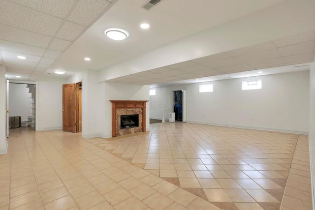 7977 Harlem Road, Westerville, OH 43081