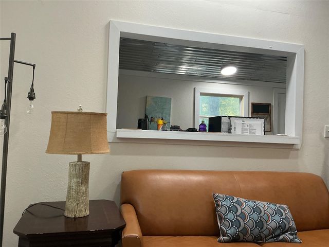 468 East Onalaska Drive E, Onalaska, TX 77360