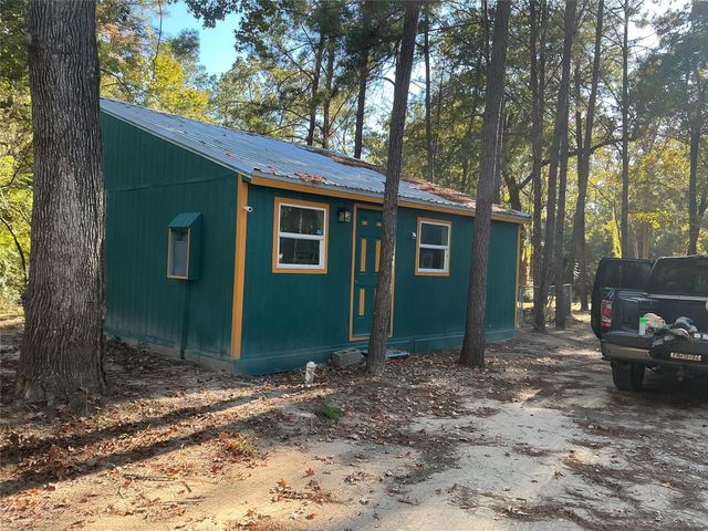 468 East Onalaska Drive E, Onalaska, TX 77360