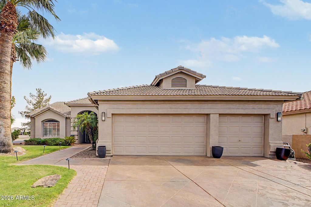 9841 E EMERALD Drive, Sun Lakes, AZ 85248 — exterior