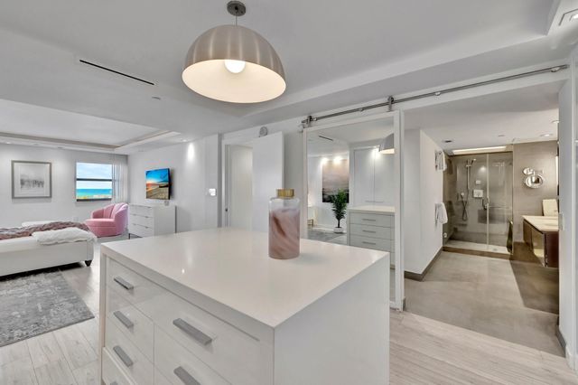 1201 S Ocean Drive 1002N, Hollywood, FL 33019