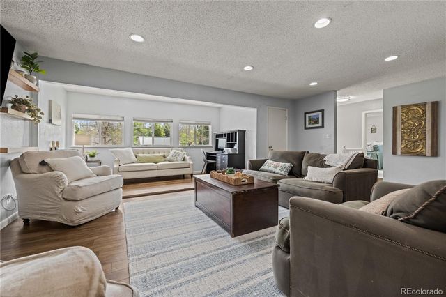 2951 S Downing Street, Englewood, CO 80113