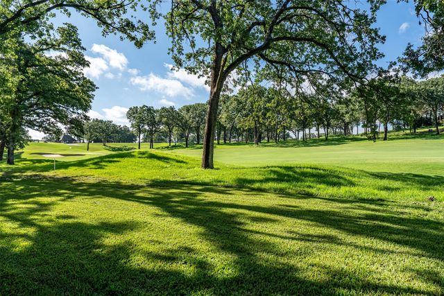 4318 Cascades Boulevard, Tyler, TX 75709