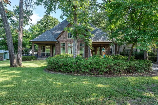 4318 Cascades Boulevard, Tyler, TX 75709