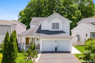 24 Pepper Bush Lane, Newington, CT 06111