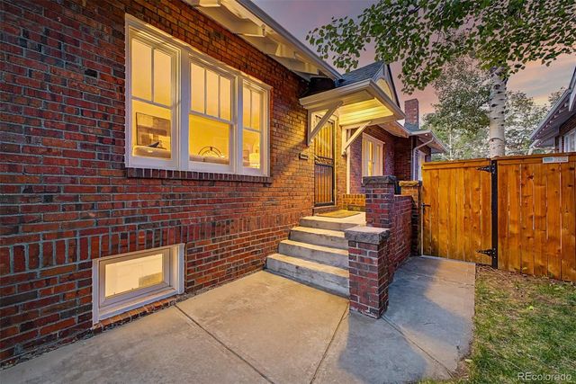 850 Adams Street, Denver, CO 80206