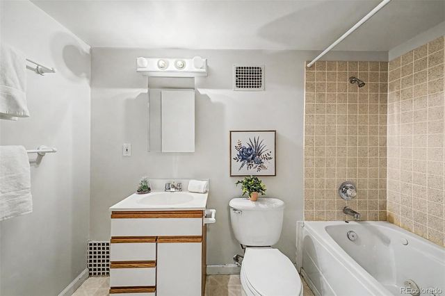 850 Adams Street, Denver, CO 80206