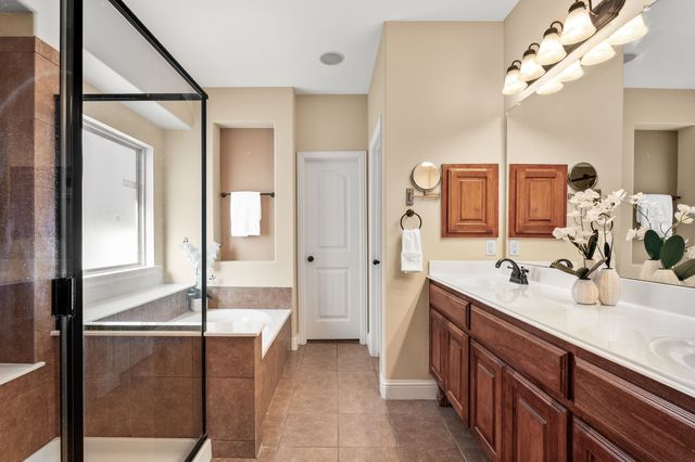 1312 Sea Pines Drive, Savannah, TX 76227