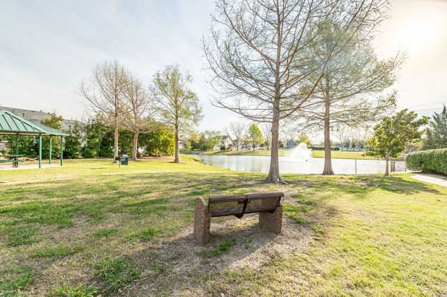 1312 Sea Pines Drive, Savannah, TX 76227