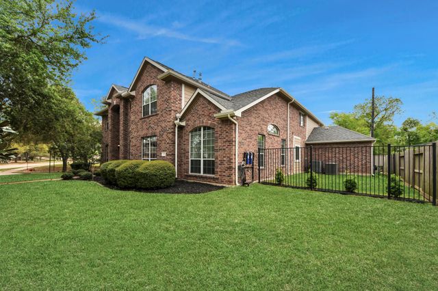 3326 Brushy Lake Drive, Missouri City, TX 77459