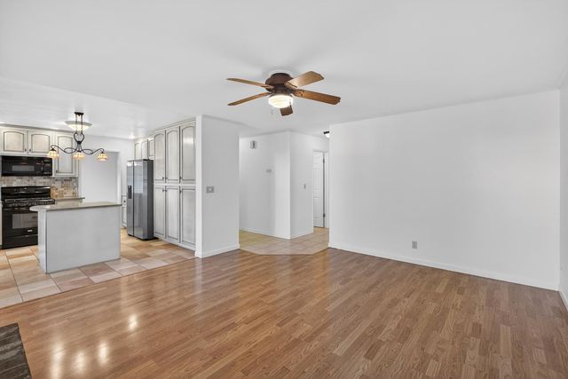 7535 Wynndel Way, Elk Grove, CA 95758