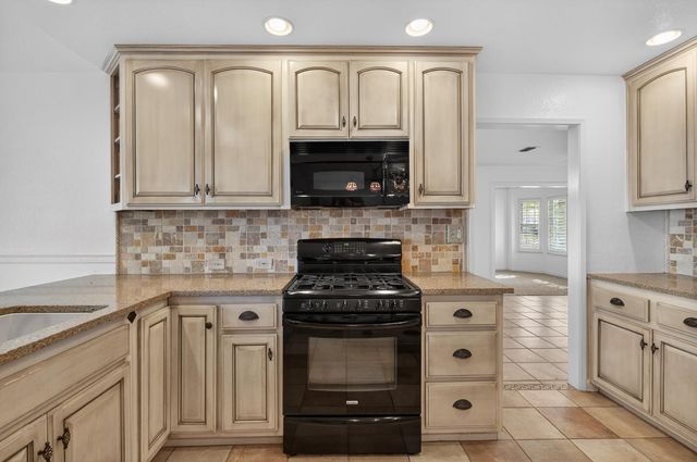 7535 Wynndel Way, Elk Grove, CA 95758