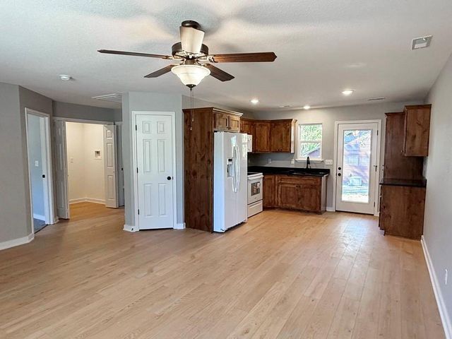 904 S Kirkpatrick Street, El Dorado Springs, MO 64744