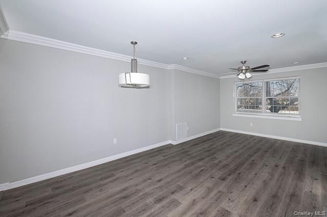 425 Newbridge Road 46, East Meadow, NY 11554