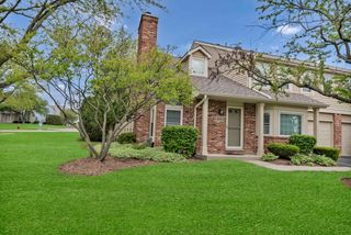 3053 Anton Drive, Aurora, IL 60504