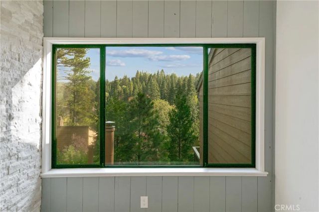 27657 Peninsula Drive 131, Lake Arrowhead, CA 92352