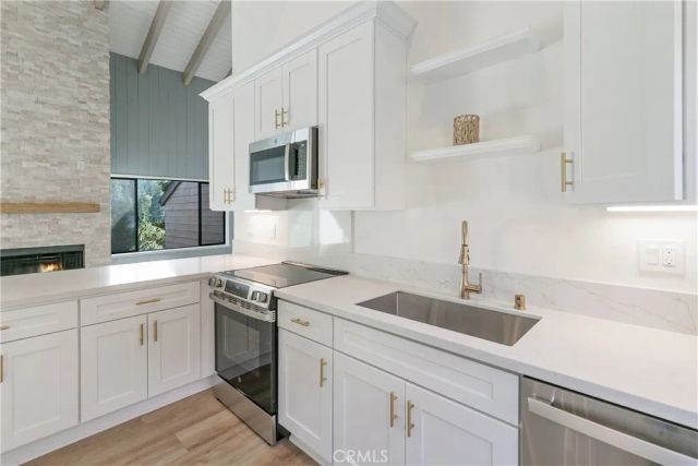 27657 Peninsula Drive 131, Lake Arrowhead, CA 92352