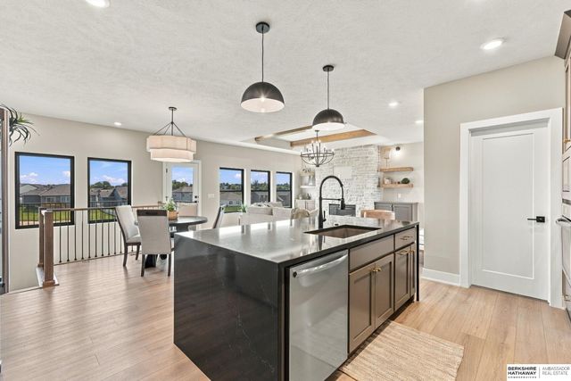 4509 N 213th Street, Elkhorn, NE 68022