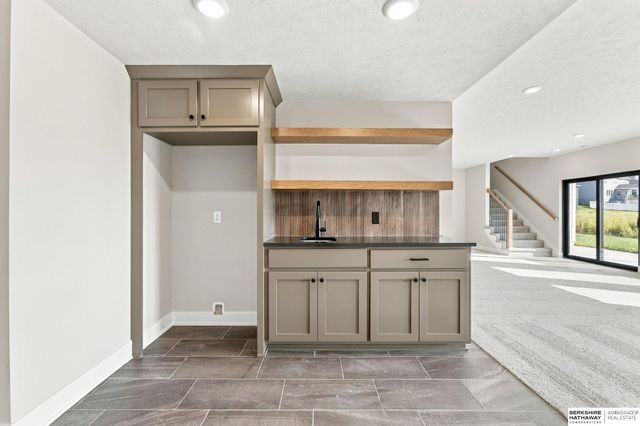 4509 N 213th Street, Elkhorn, NE 68022