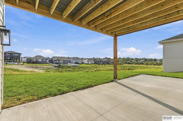 4509 N 213th Street, Elkhorn, NE 68022