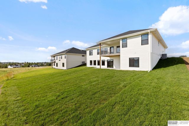 4509 N 213th Street, Elkhorn, NE 68022