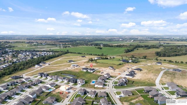 4509 N 213th Street, Elkhorn, NE 68022