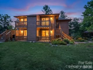 520 Courtwood Lane 8, Hendersonville, NC 28739