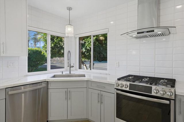 44715 Monaco Circle, Palm Desert, CA 92260