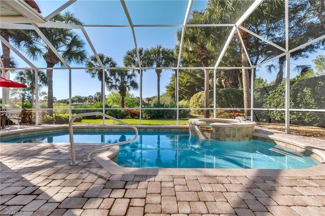 20000 Seadale CT, Estero, FL 33928