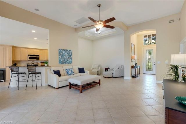 20000 Seadale CT, Estero, FL 33928