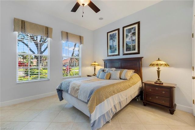 20000 Seadale CT, Estero, FL 33928