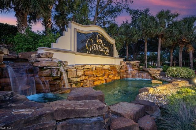 20000 Seadale CT, Estero, FL 33928