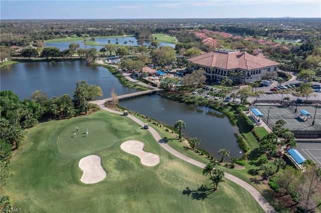 20000 Seadale CT, Estero, FL 33928