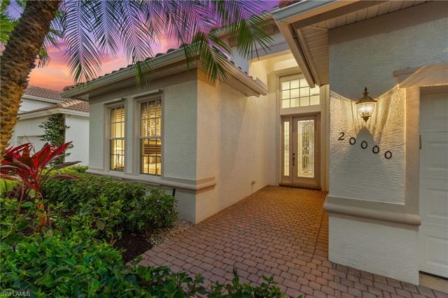 20000 Seadale CT, Estero, FL 33928