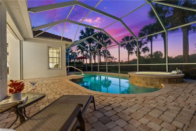 20000 Seadale CT, Estero, FL 33928