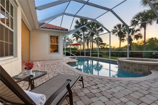 20000 Seadale CT, Estero, FL 33928