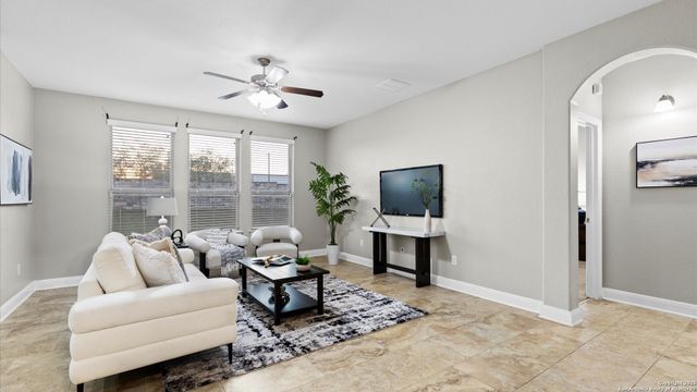 909 Kauri Cliffs, Cibolo, TX 78108