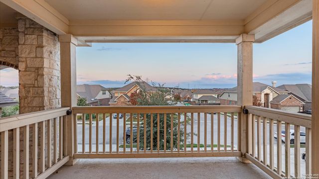 909 Kauri Cliffs, Cibolo, TX 78108