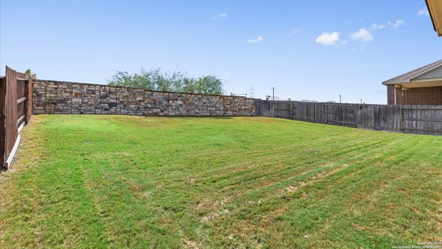 909 Kauri Cliffs, Cibolo, TX 78108